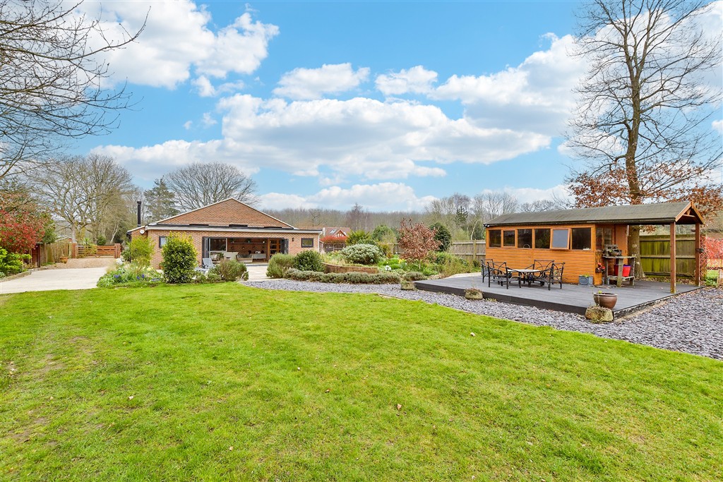 Lenham Road Kingswood, Maidstone photo 4
