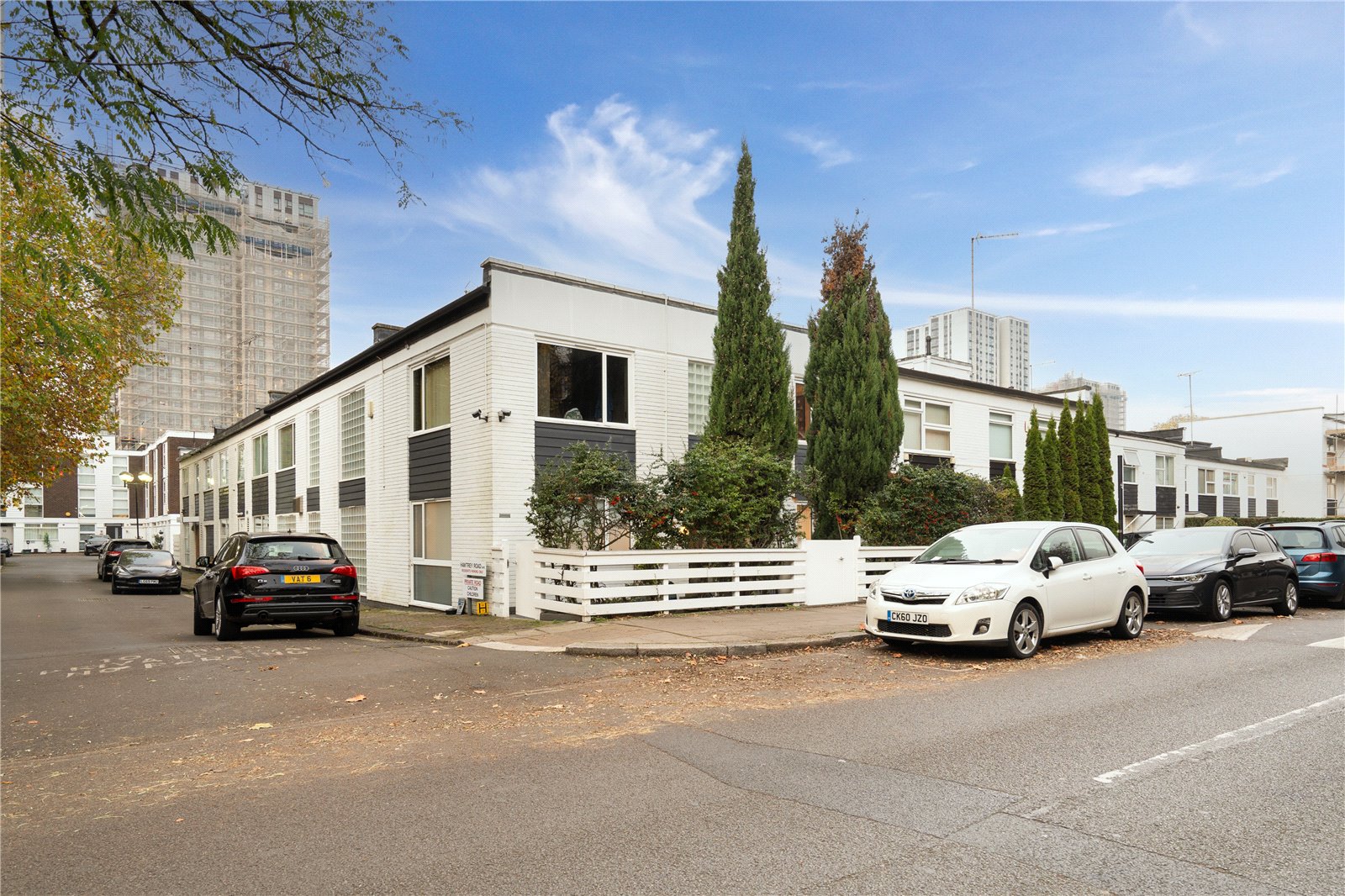 3 bedroom semi-detached house for sale 0