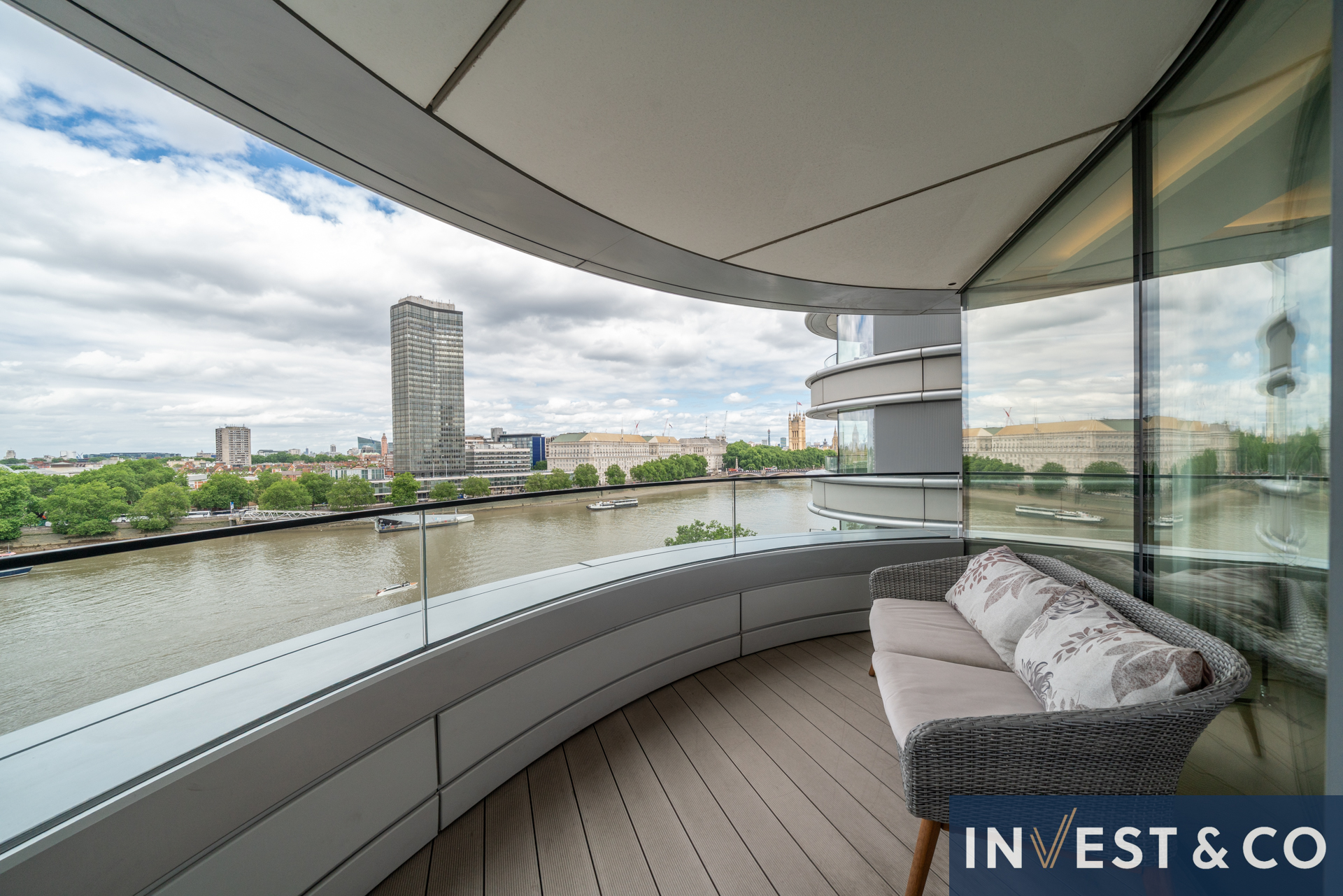 2-bed flat on The Corniche, 23, Albert Embankment, London, £6,067/mo