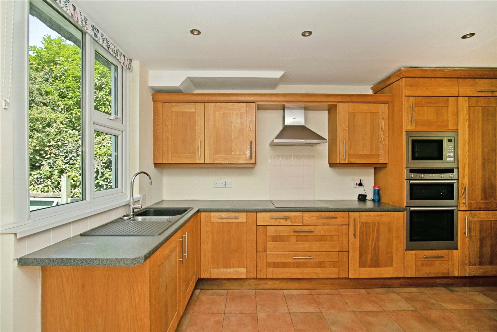 49, Truro photo 3