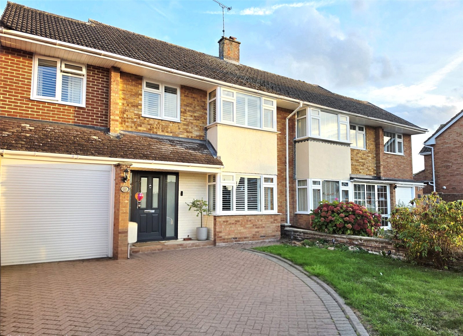 3 bed semi-detached house for sale