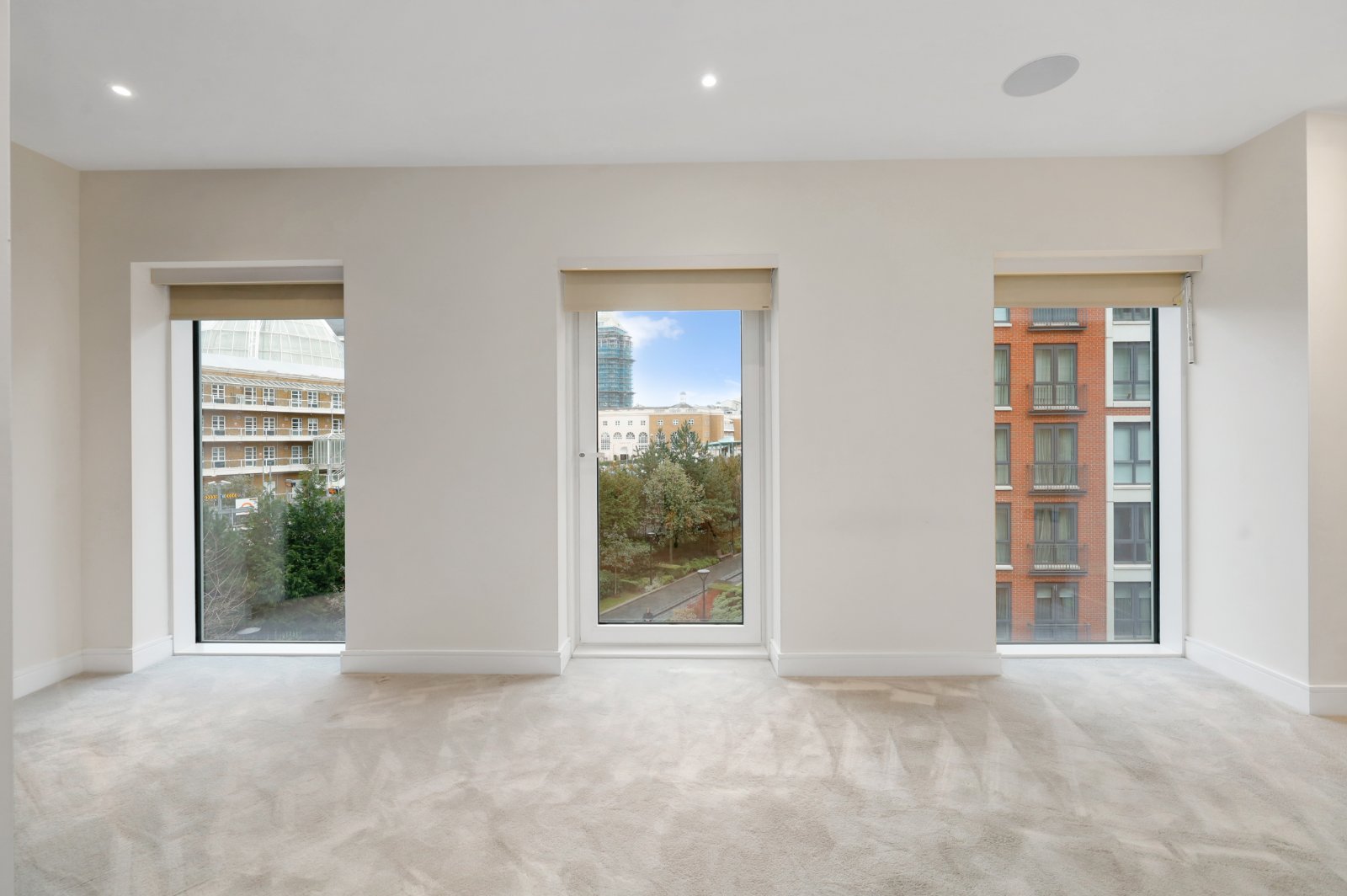 2 bedroom flat for sale 0