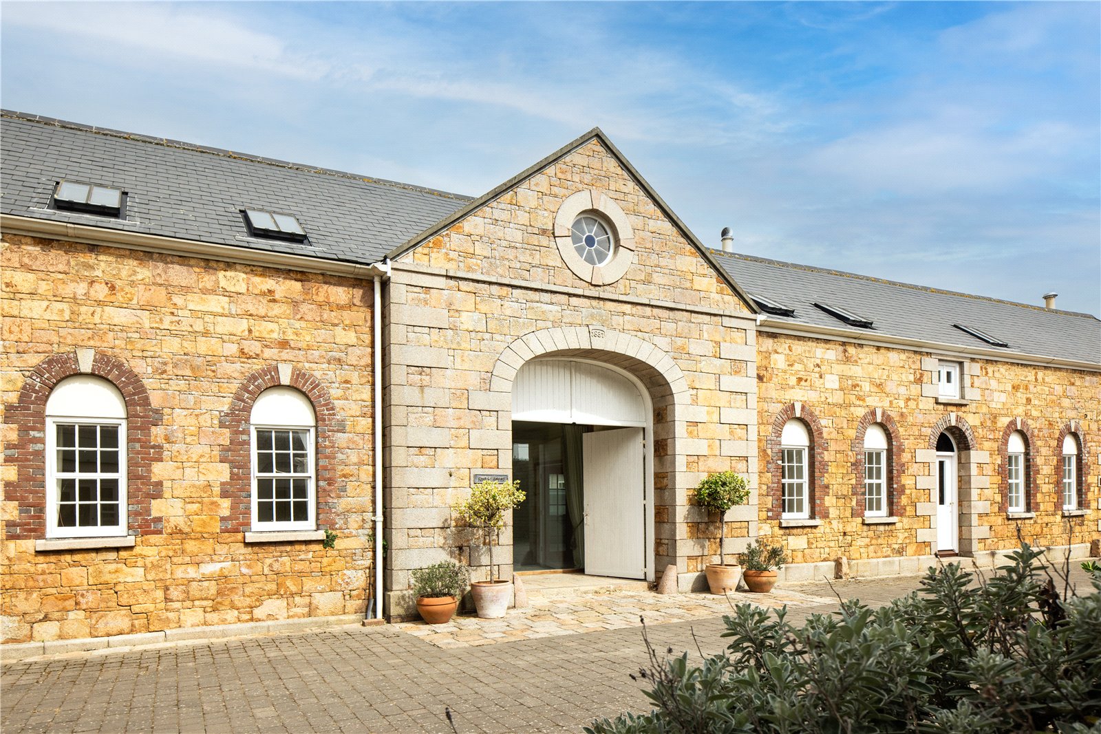 3 bedroom end terrace house for sale in London
