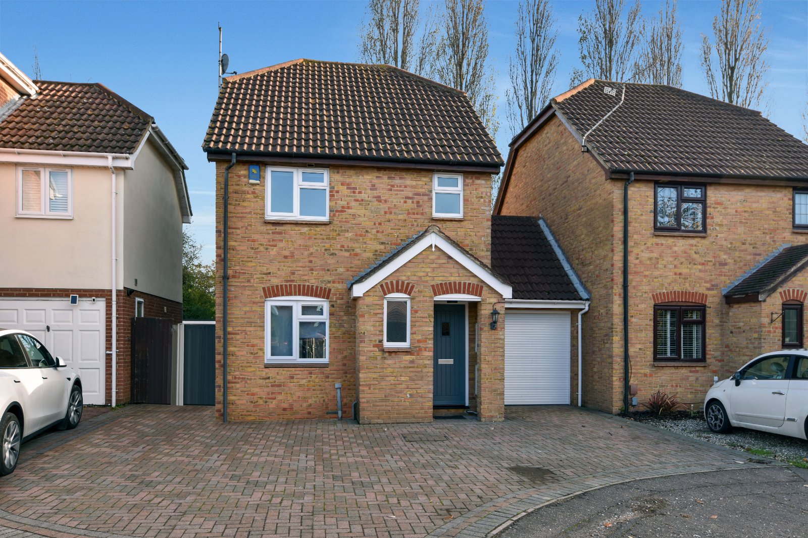 3-bed detached on 49, Shillingstone, Shoeburyness, £425,000