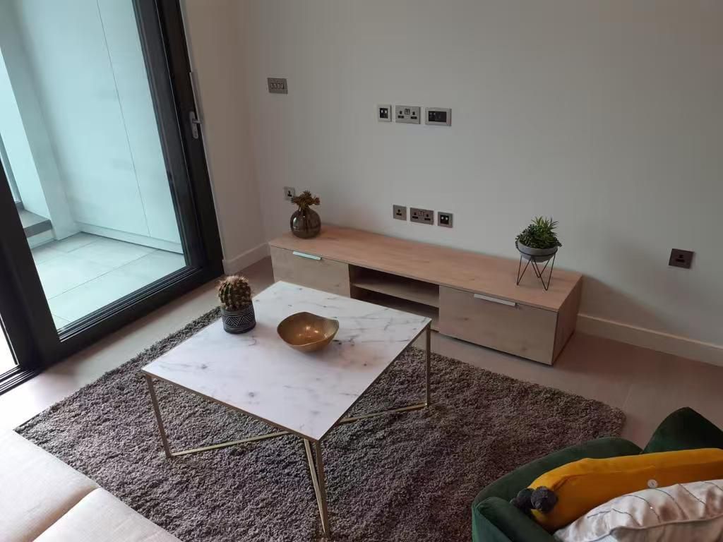 908 Westmark Tower, Newcastle Place, London photo 4