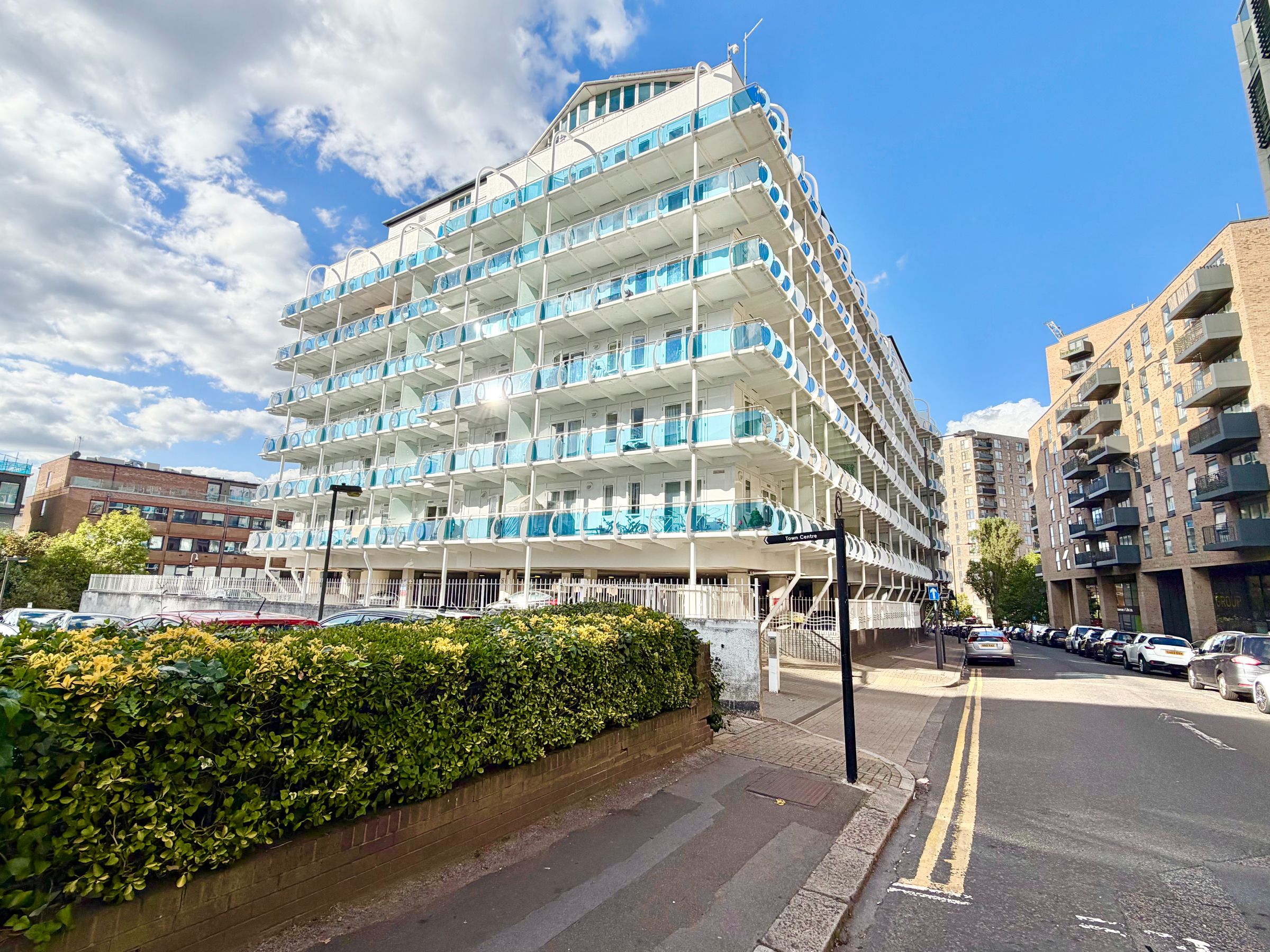 Platinum House, Harrow photo 3