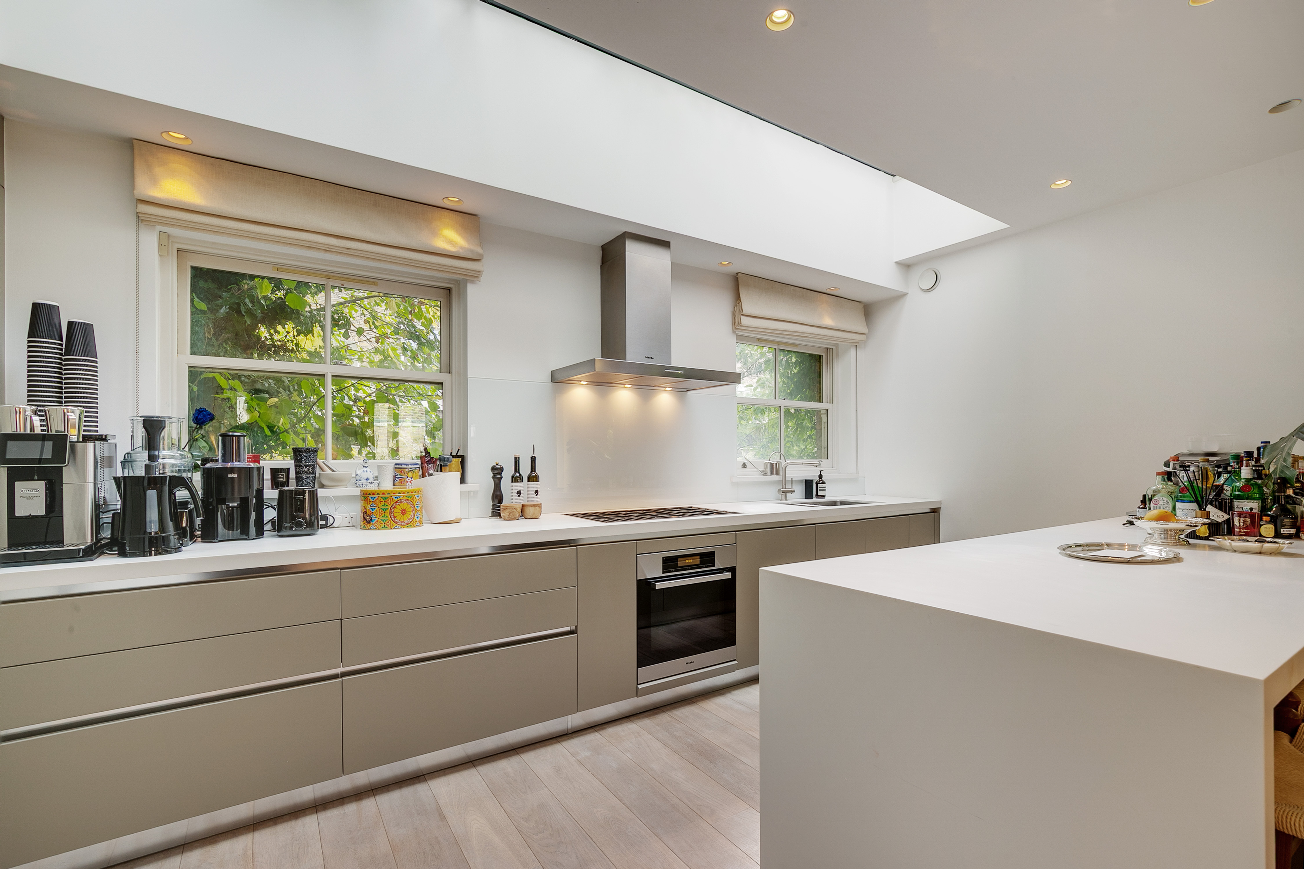 3 bedroom terraced house for sale 0