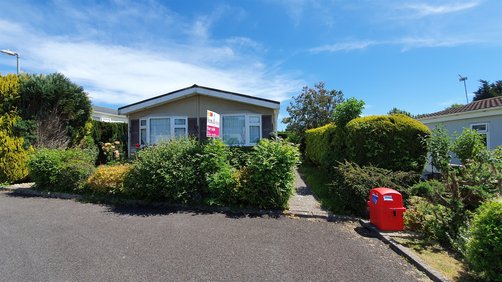 Photos of Lion House Park, Mill Road, Hailsham BN27 53801167 Zoopla
