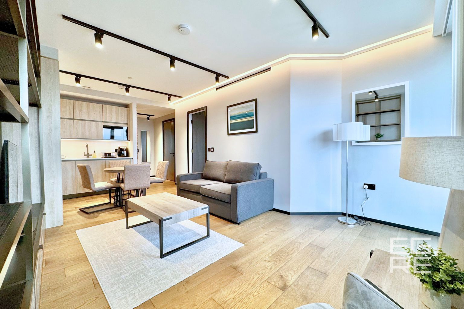 Apartment 2706, Stage Apartments, London photo 4
