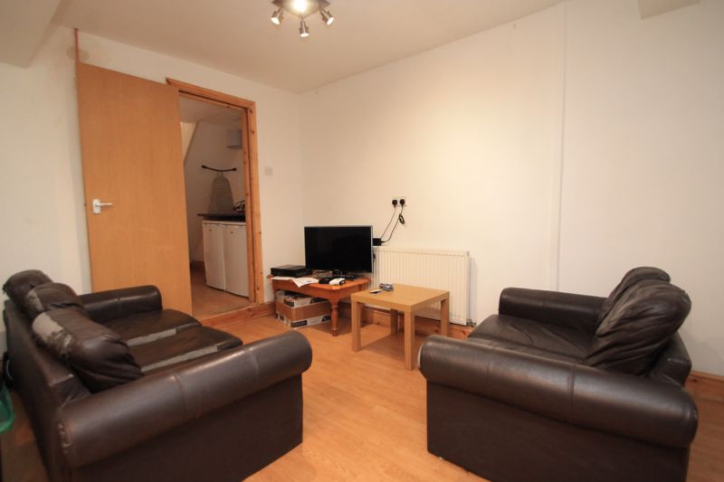 Rhymney Street, Cardiff photo 5
