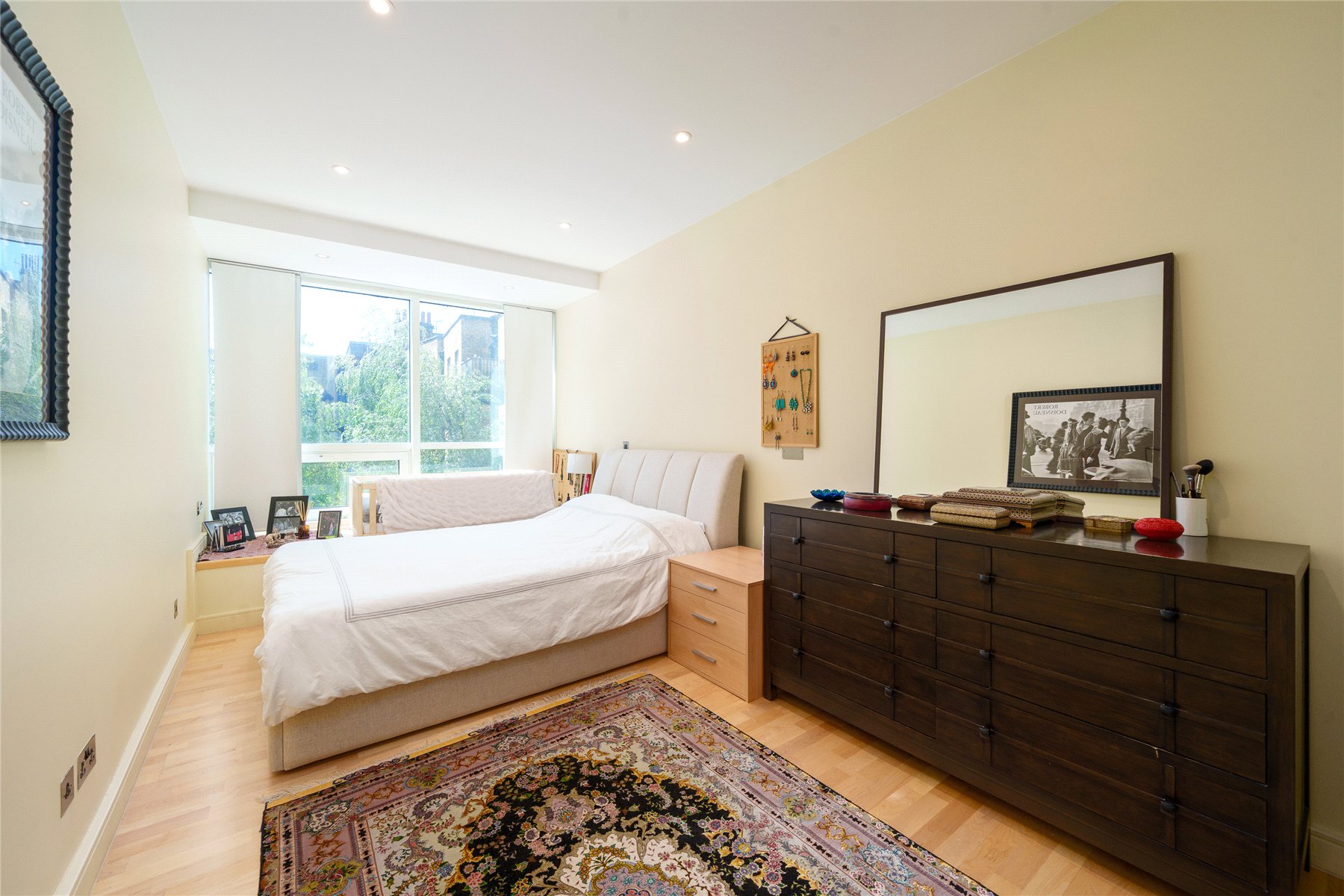 Apartment 4, 152, Grosvenor Road, The Panoramic, London photo 2