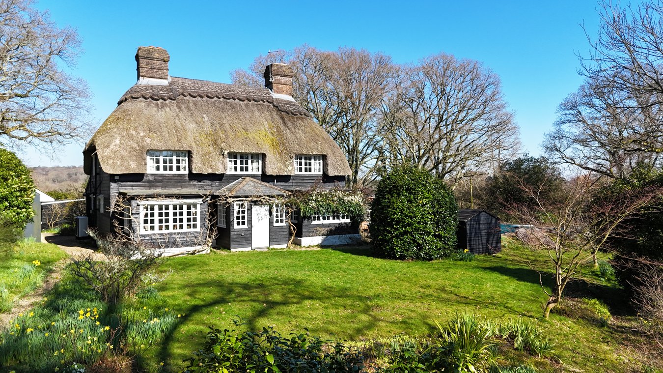 4 bedroom detached house for sale 0