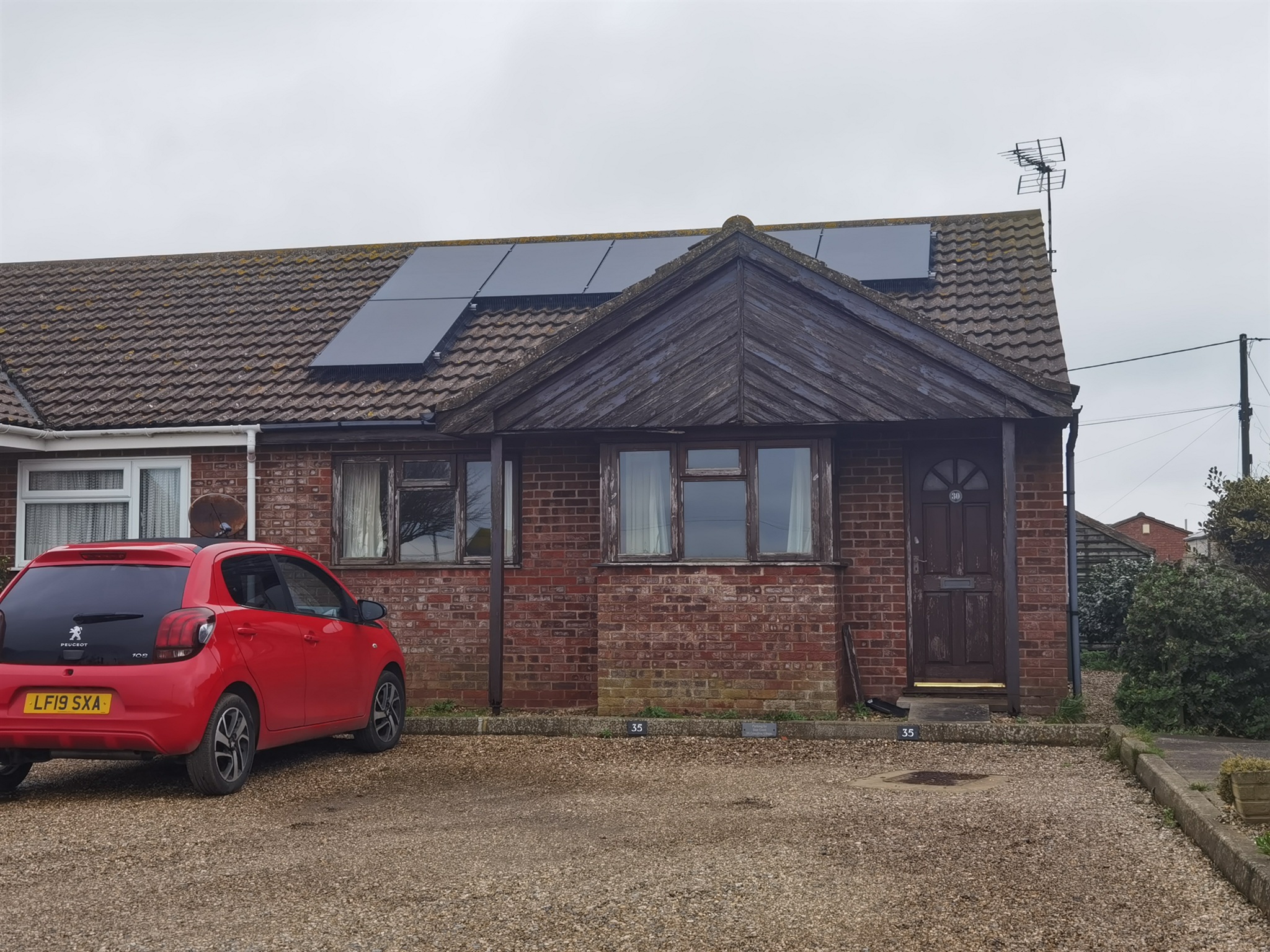 30, Coastline Village, Norwich photo 2