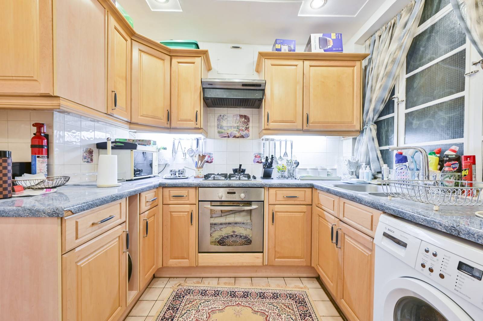 3 bedroom flat for sale 0