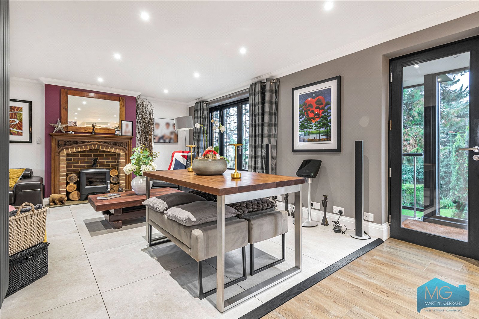 4 bedroom detached house for sale 0