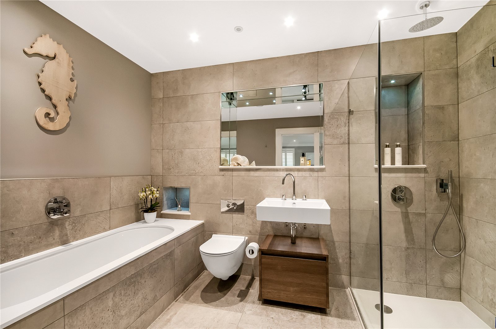Alfred Homes,Bathroom