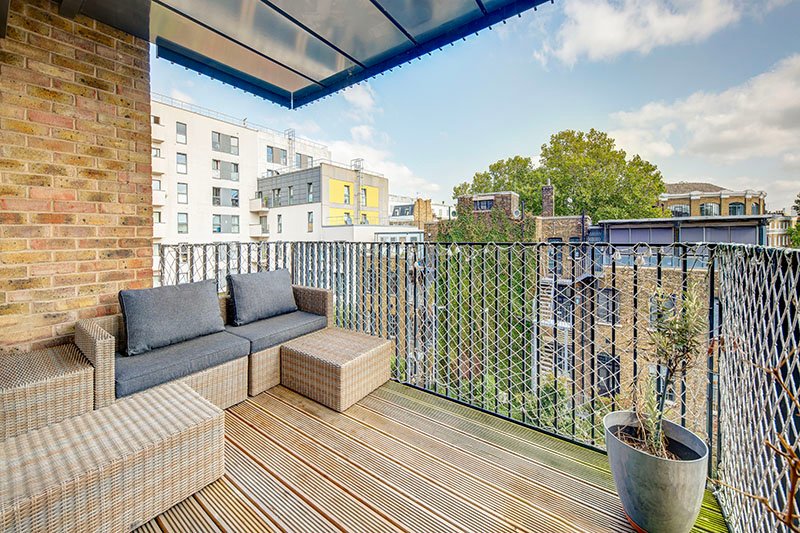 3 bedroom flat for sale 0