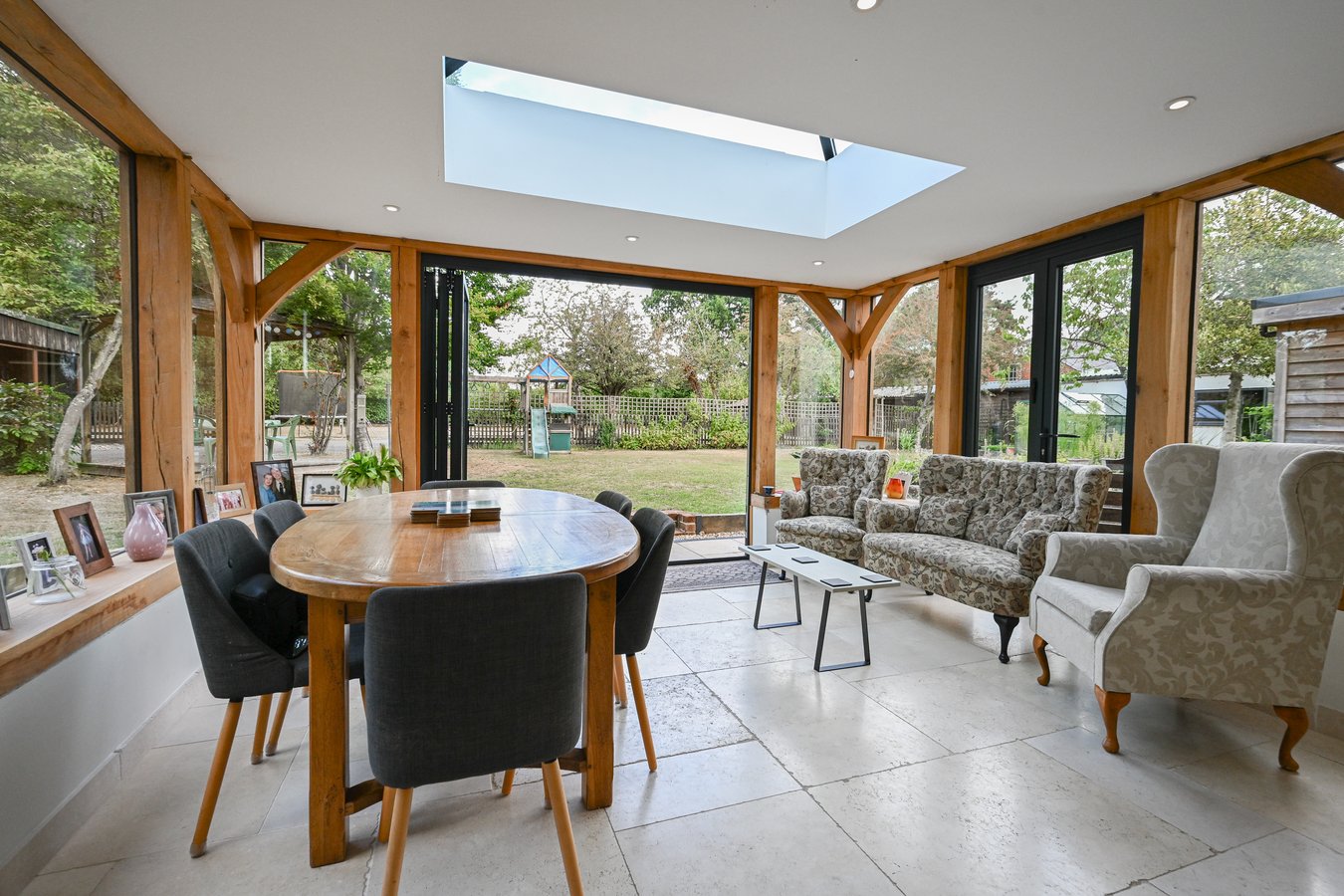 4 bedroom detached house for sale 0