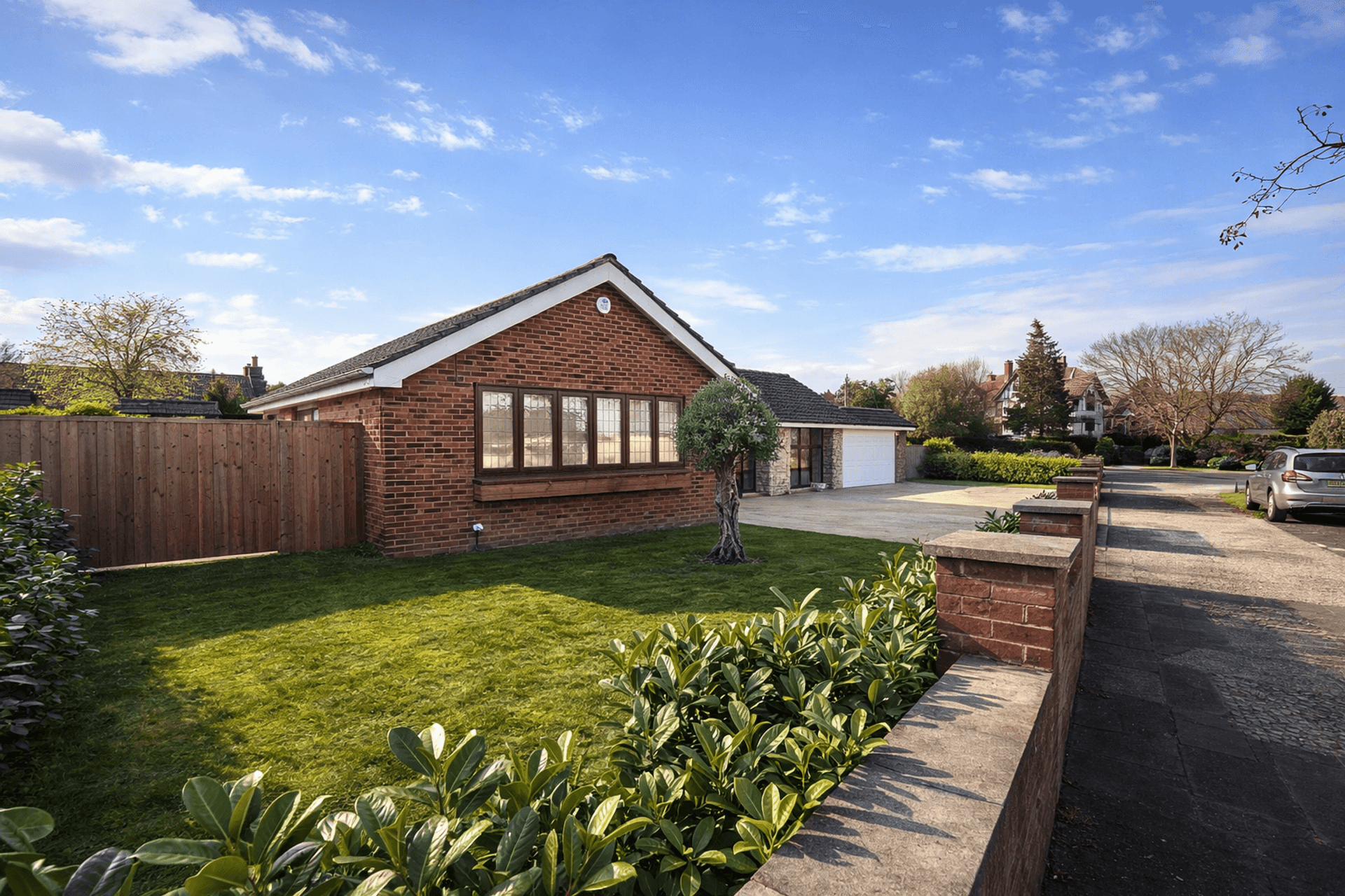 4 bedroom detached house for sale 0