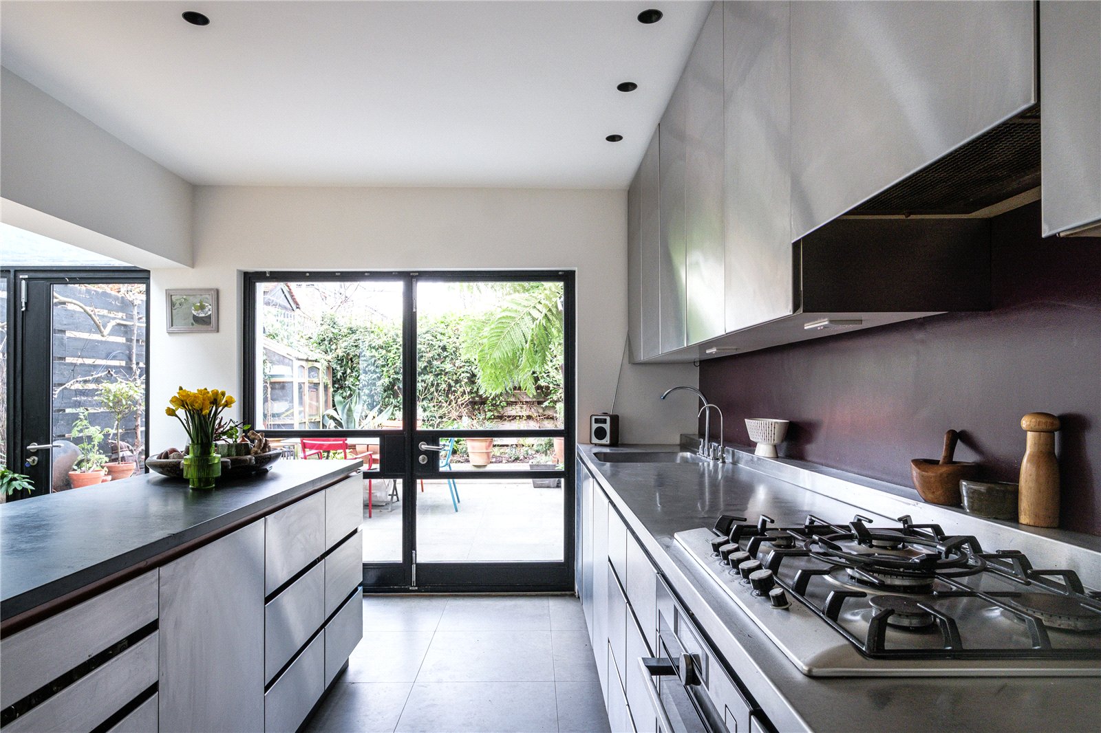 4 bedroom terraced house for sale 0