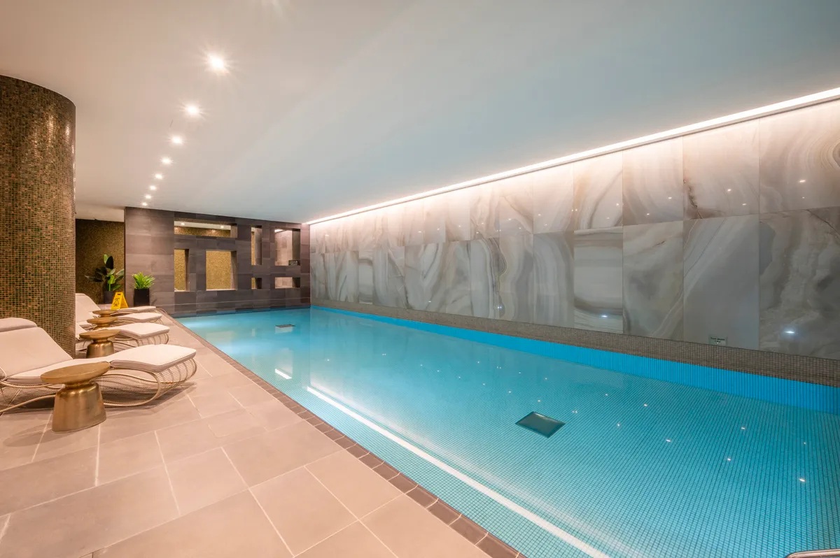 2 bedroom flat for sale 0