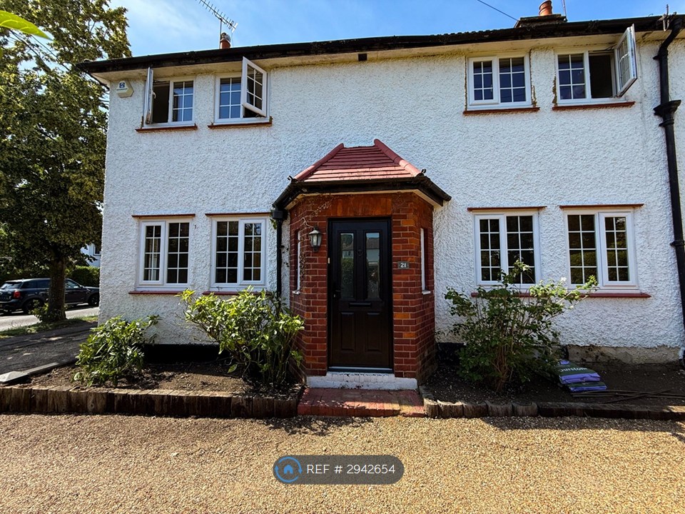 Heath Drive, Potters Bar photo 5
