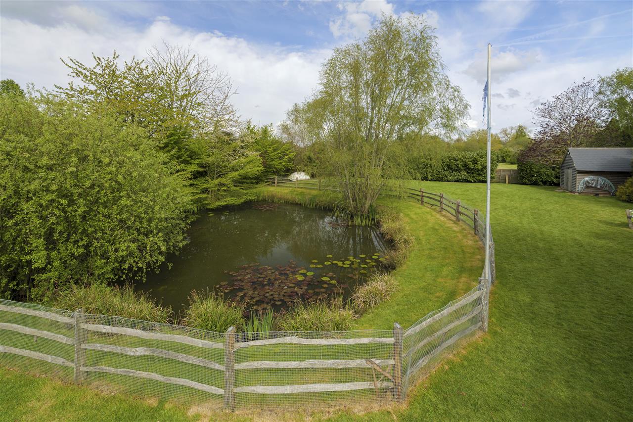 Photos of Manor Farm Oast, Love Lane, Headcorn TN27 - 67197833 ...