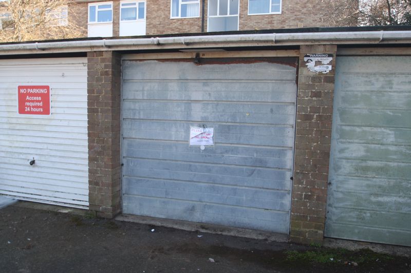 Garage 31, The Causeway, Worthing photo 3