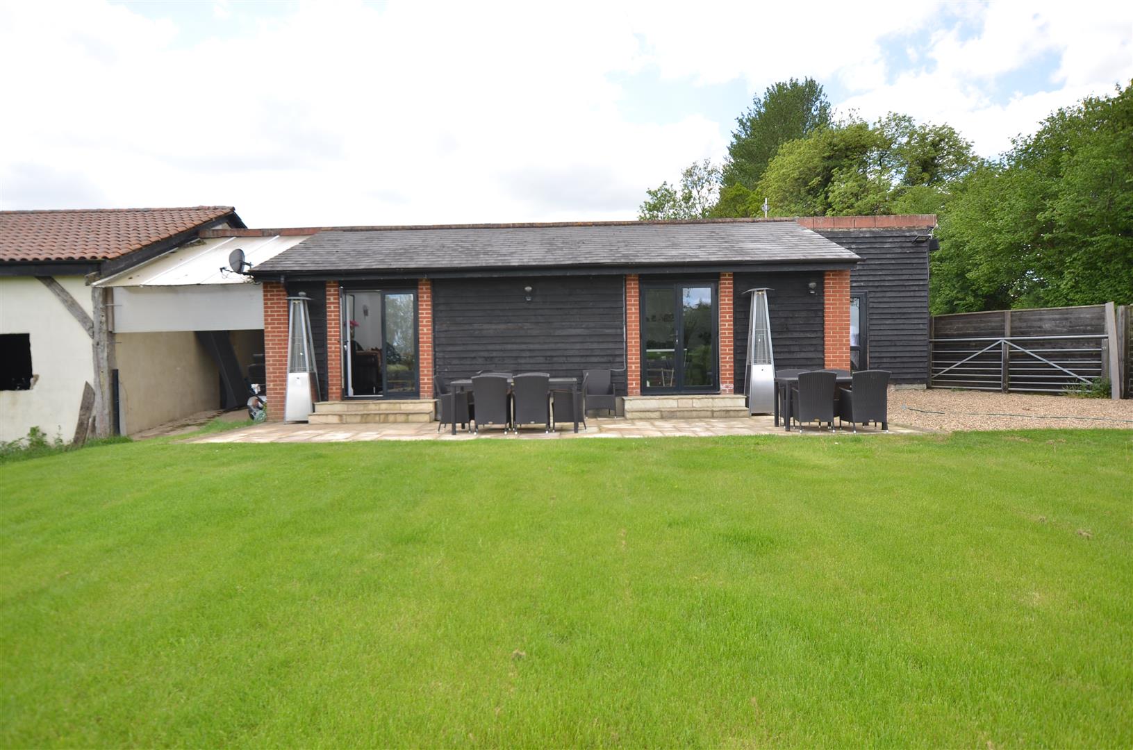 Free property report Holmesdale Hall, Park Gate Road, Orpington, BR6