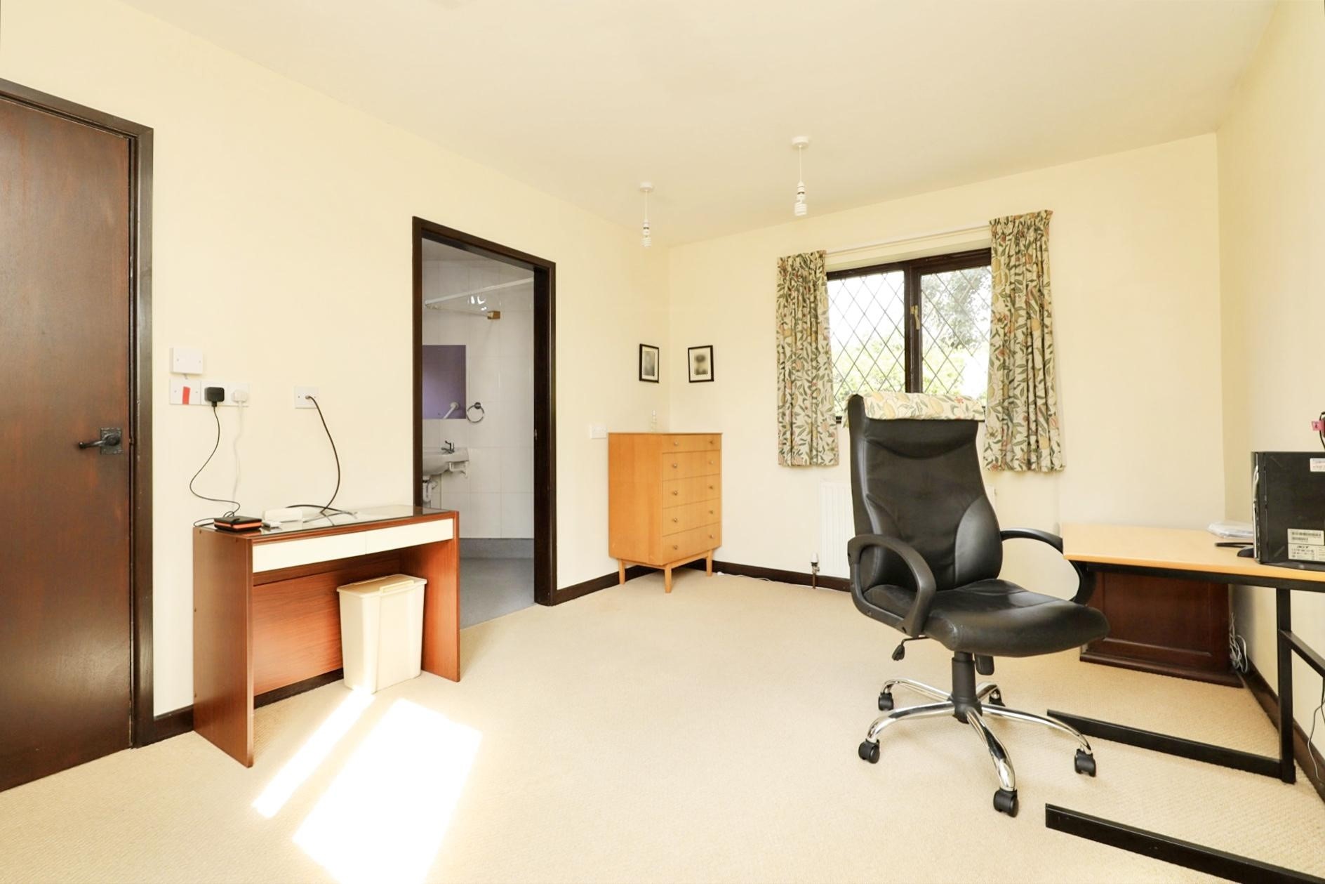 Photos of Peakes Croft, Bawtry, Doncaster DN10 61242575 PrimeLocation