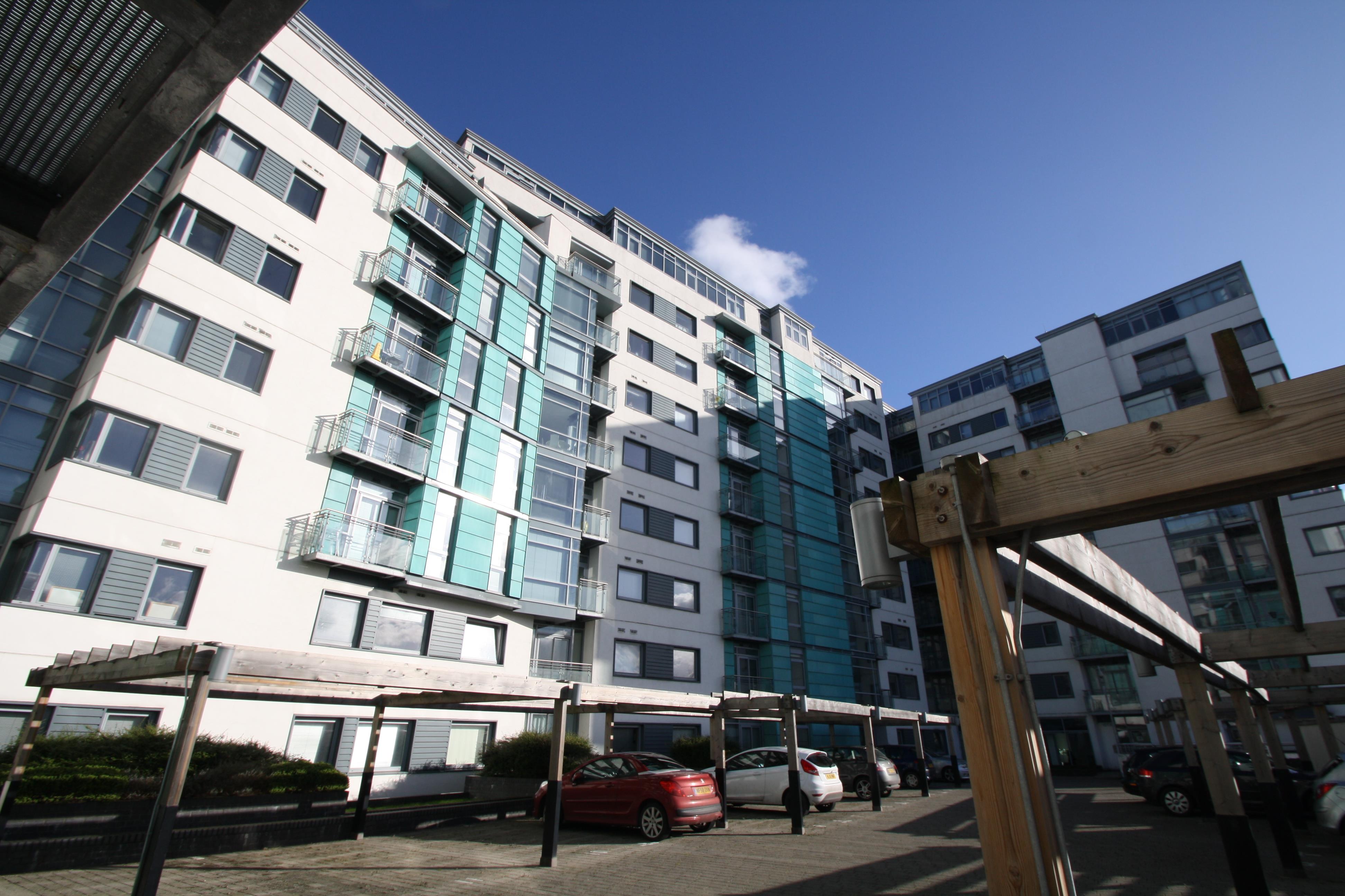 Parking Bay, 26, Manor Mills, Leeds photo 2