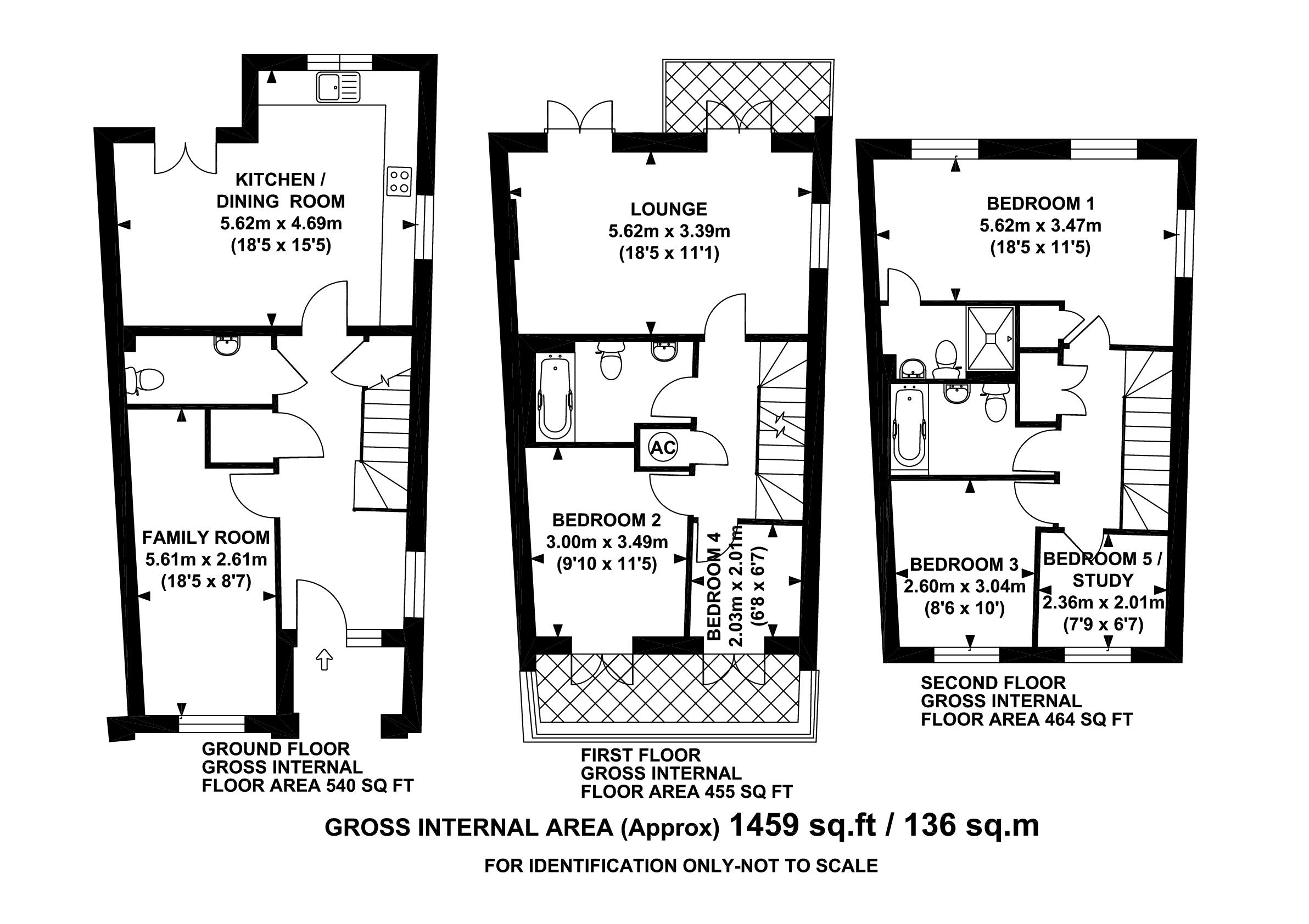 5 Bedrooms  to rent in Nicholas Charles Crescent, Aylesbury HP18