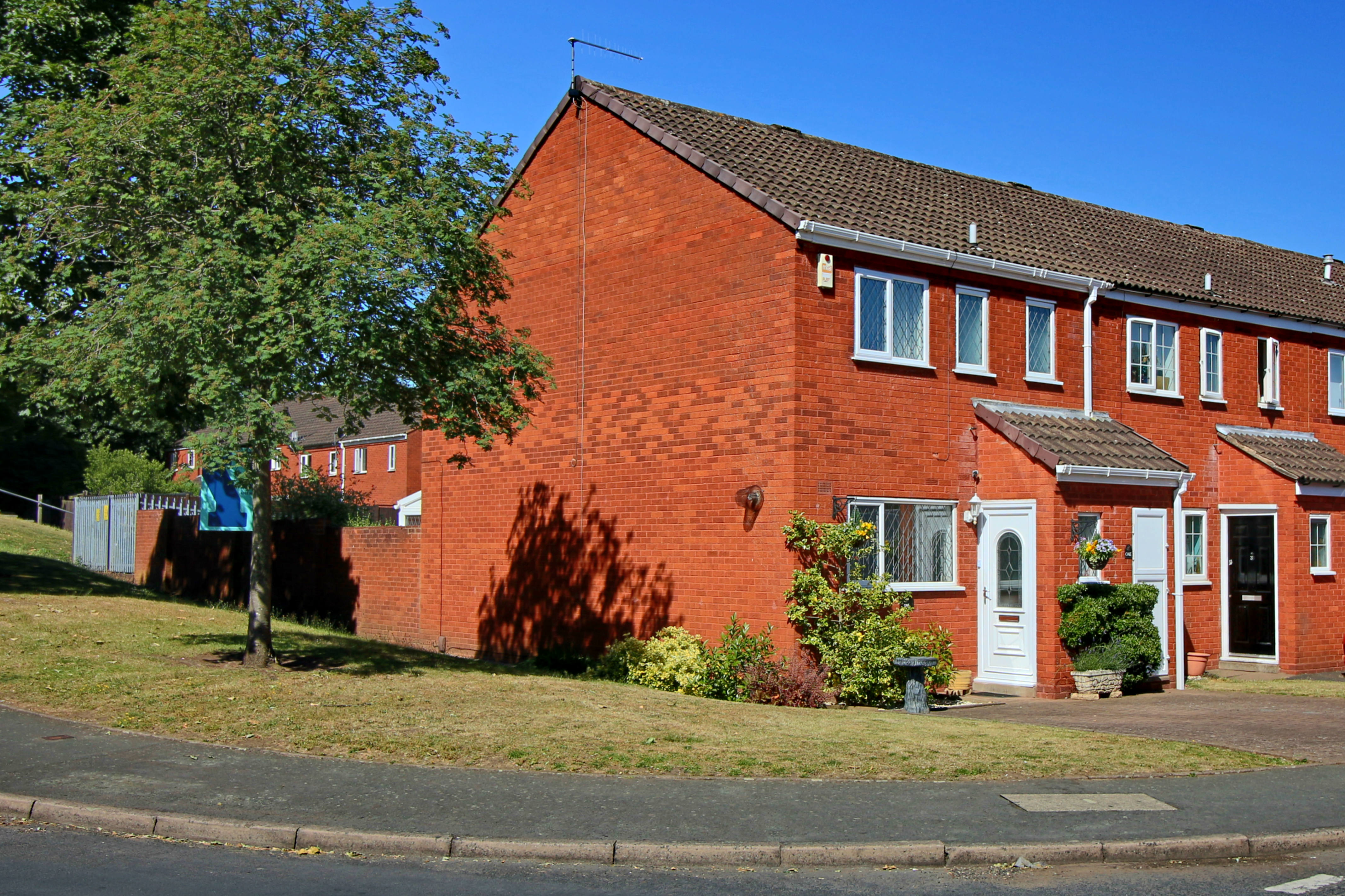 Free property report 1 Rushall Close, Wordsley, DY8 4XE Chimnie