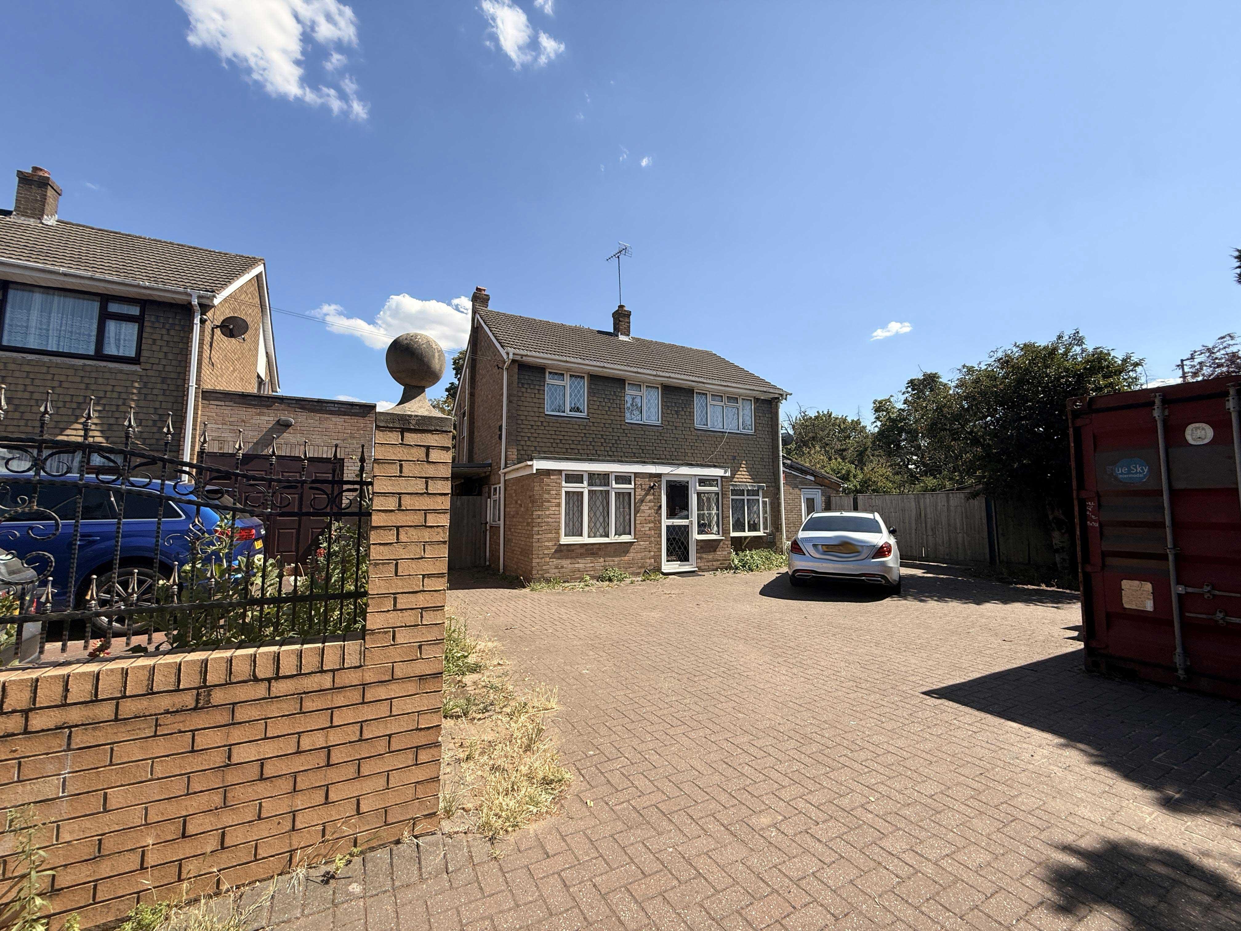 Westview House, West View, Feltham photo 2