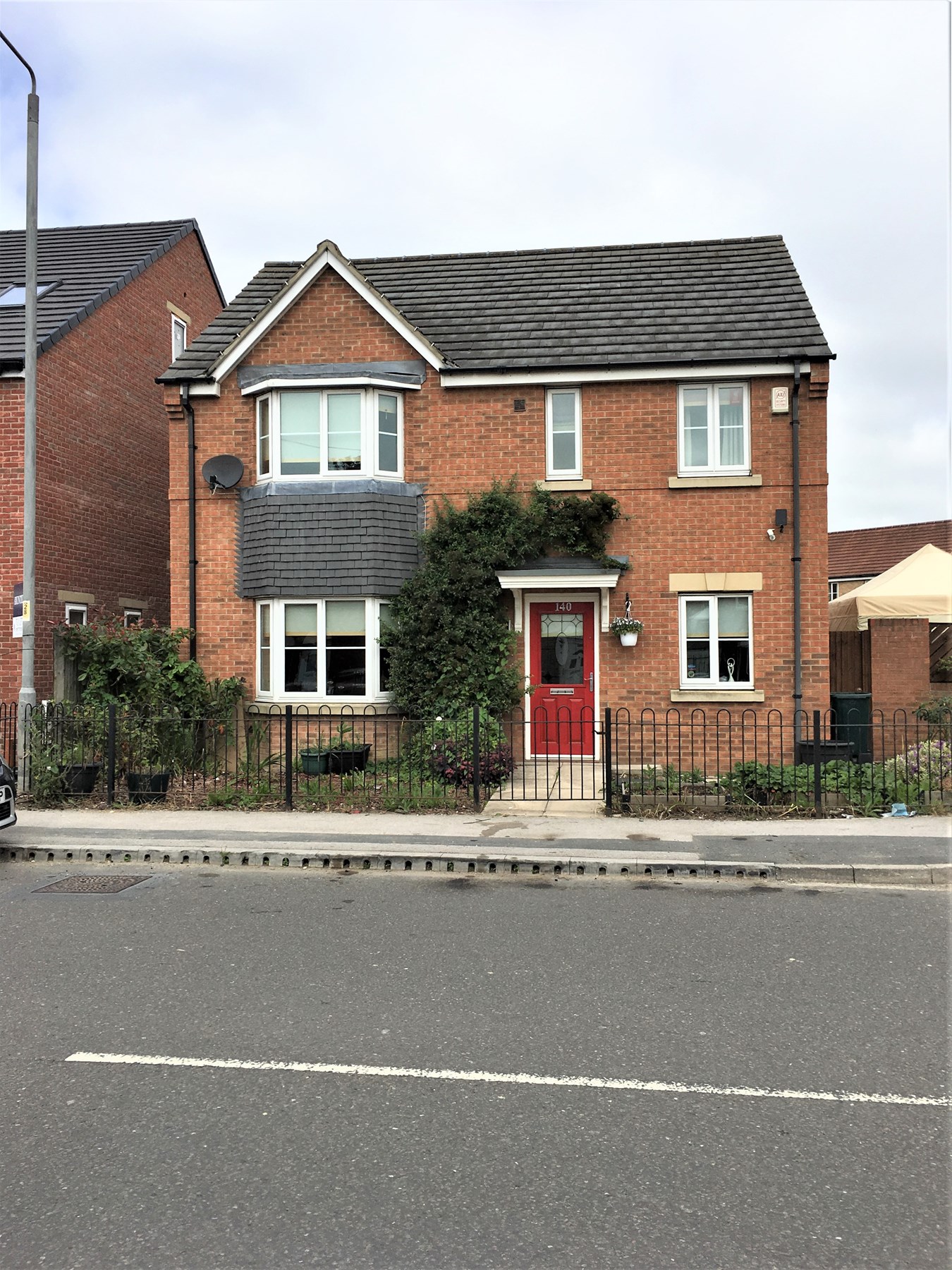 Free property report 140 Aketon Road, Castleford, WF10 5JB Chimnie