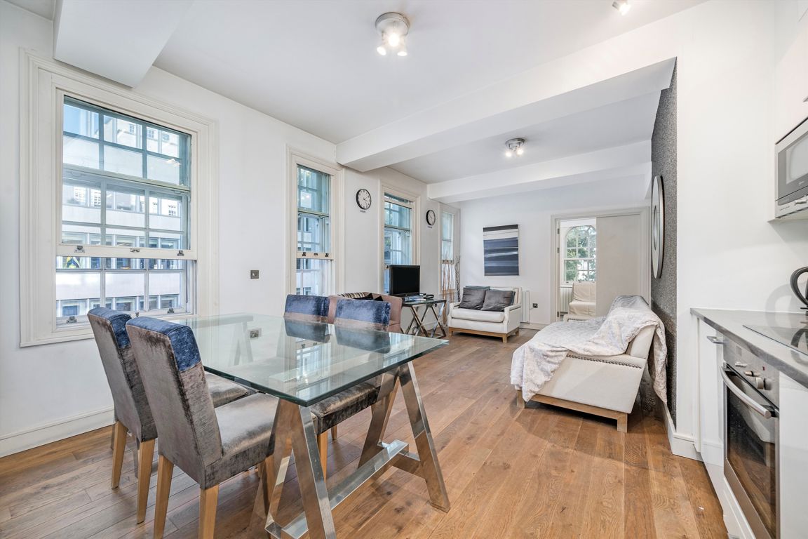 3 bedroom flat for sale 0