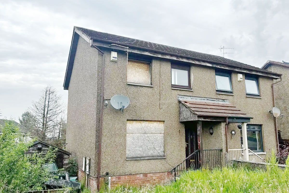 27, Balgray Avenue, Kilmarnock photo 3