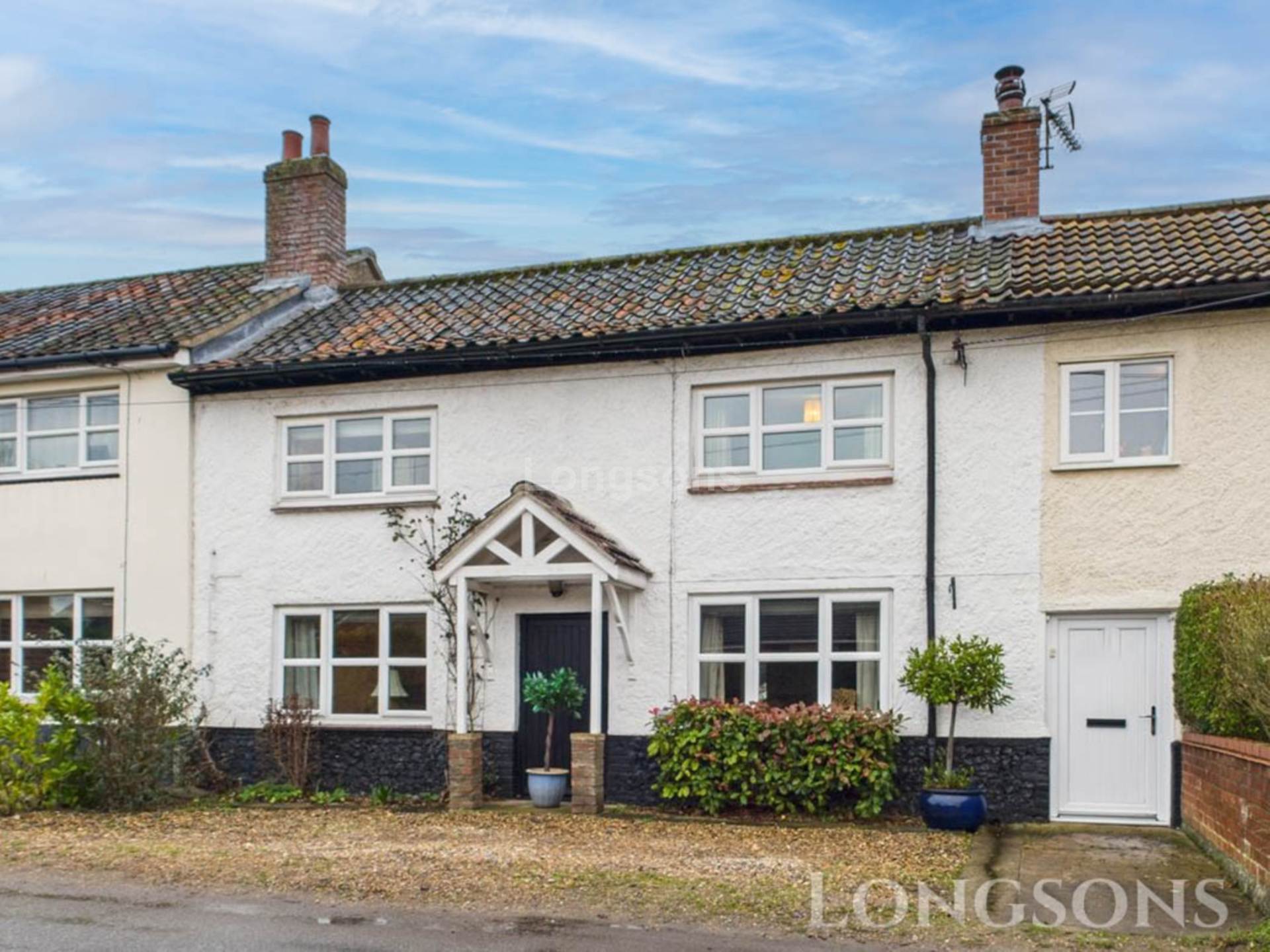 3-bed house on Honeysuckle Cottage, Chequers Lane, Thetford, £280,000
