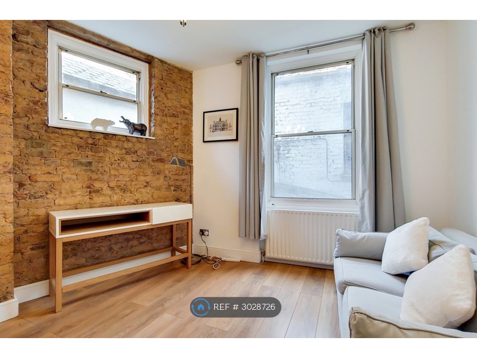 Flat, A Old Compton Street, London photo 2