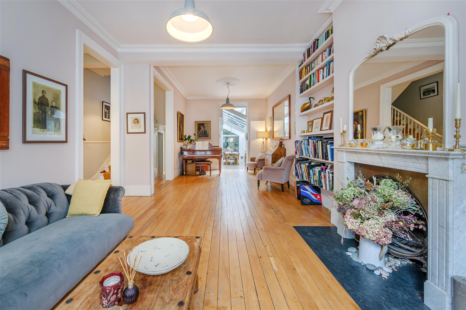 6 bedroom property for sale 0