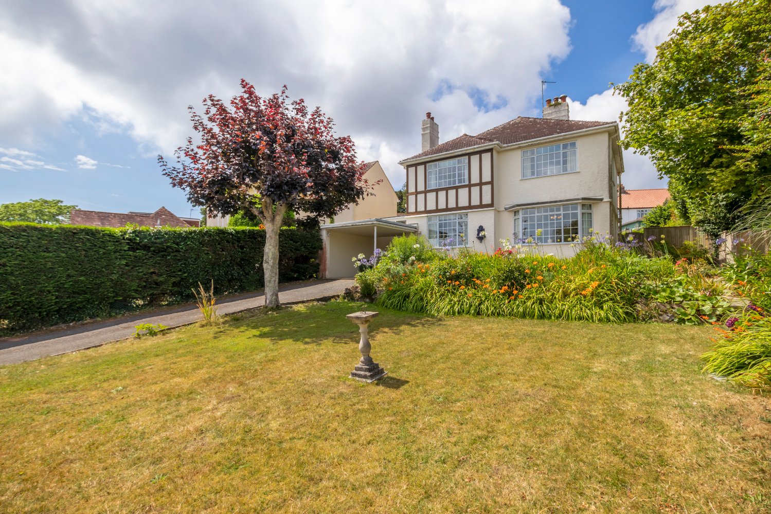 4 bedroom detached house for sale 0