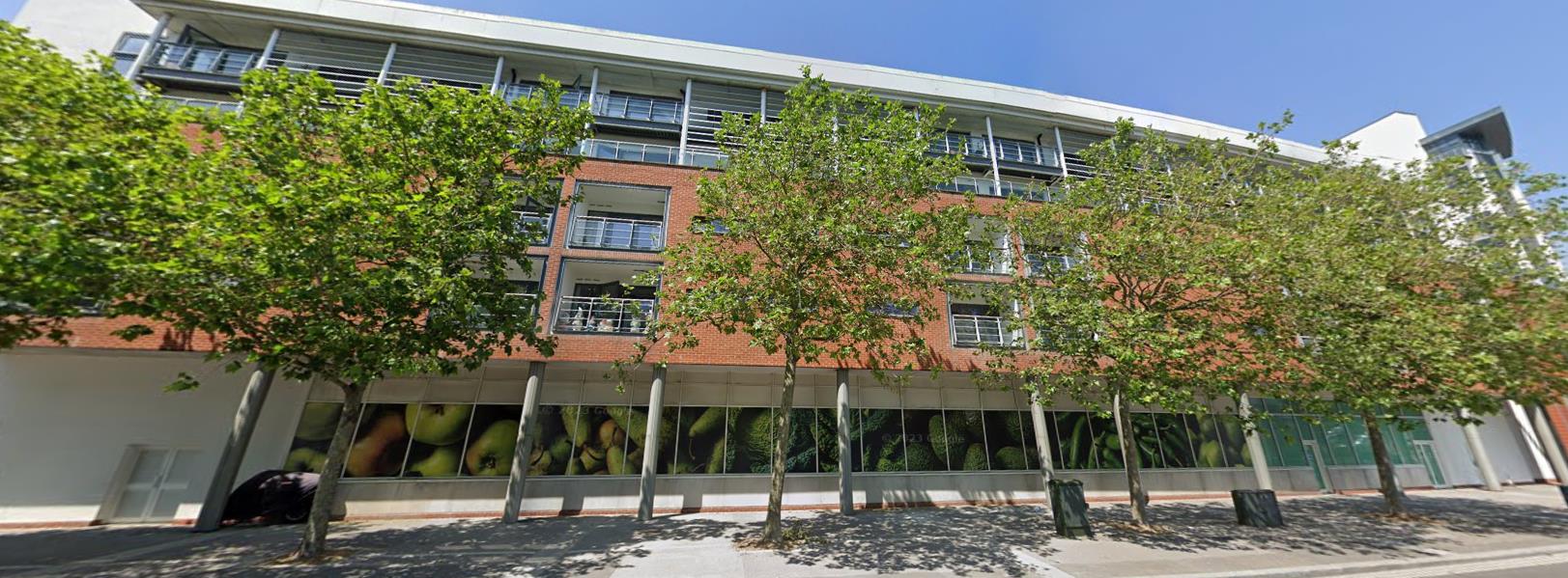 Flat 27 Harbour Court, West Quay Road, Poole photo 5