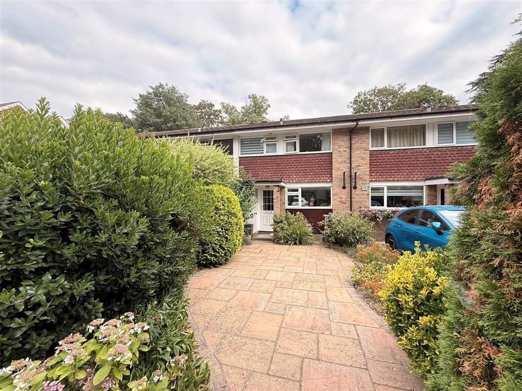 Holmwood Close, Sutton photo 3