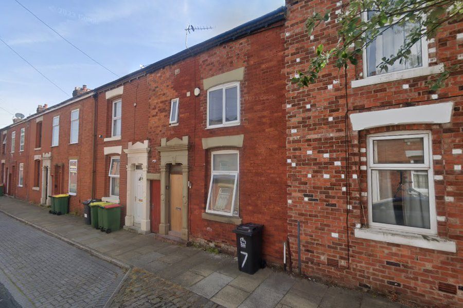 18 Dallas Street, Preston photo 2