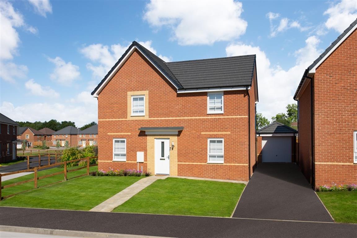 4 bed detached house for sale