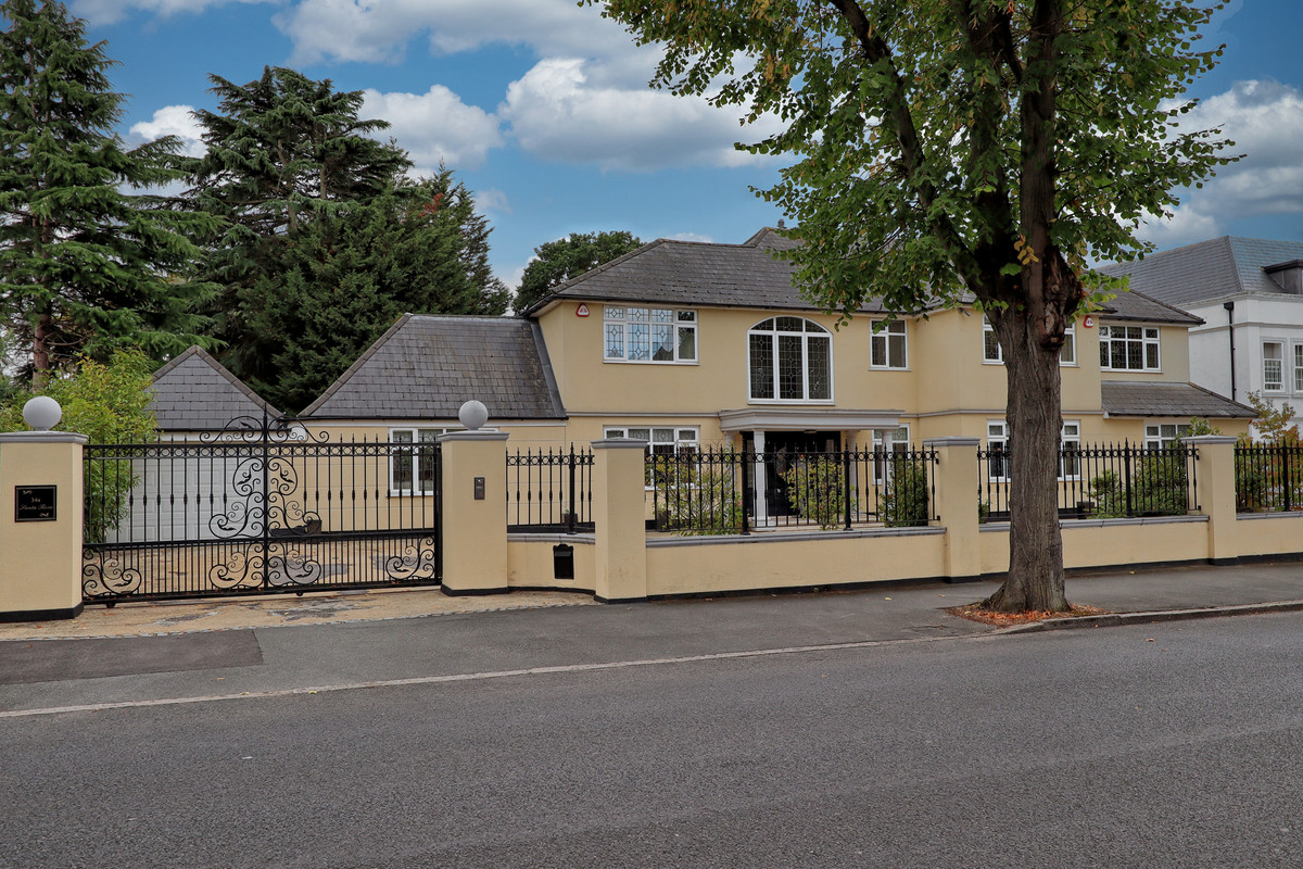 6-bed detached on 34a, Woodlands Avenue, Hornchurch, £2,000,000