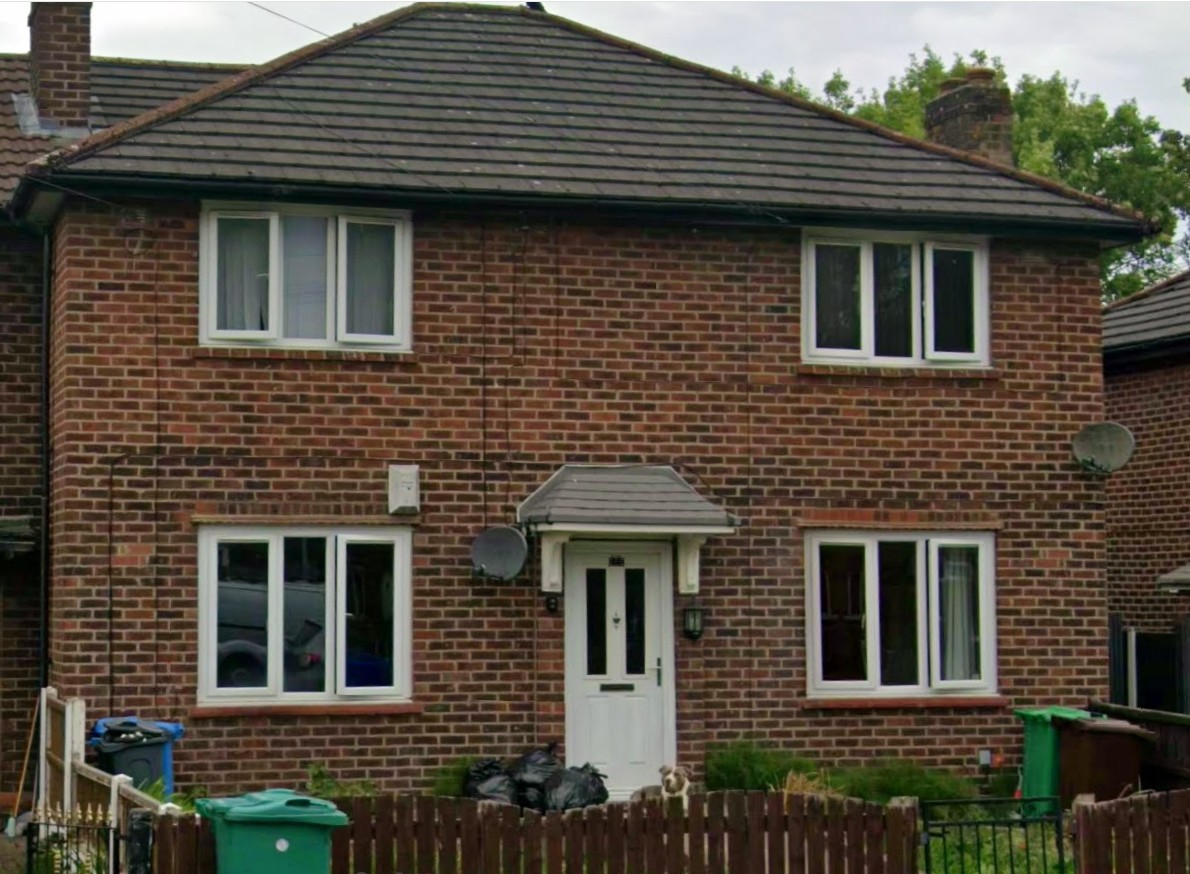 27, Lindeth Avenue, Manchester photo 2