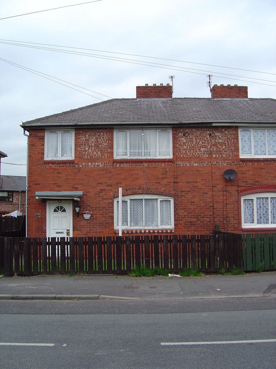 116 Yew Tree Road, Manchester photo 3