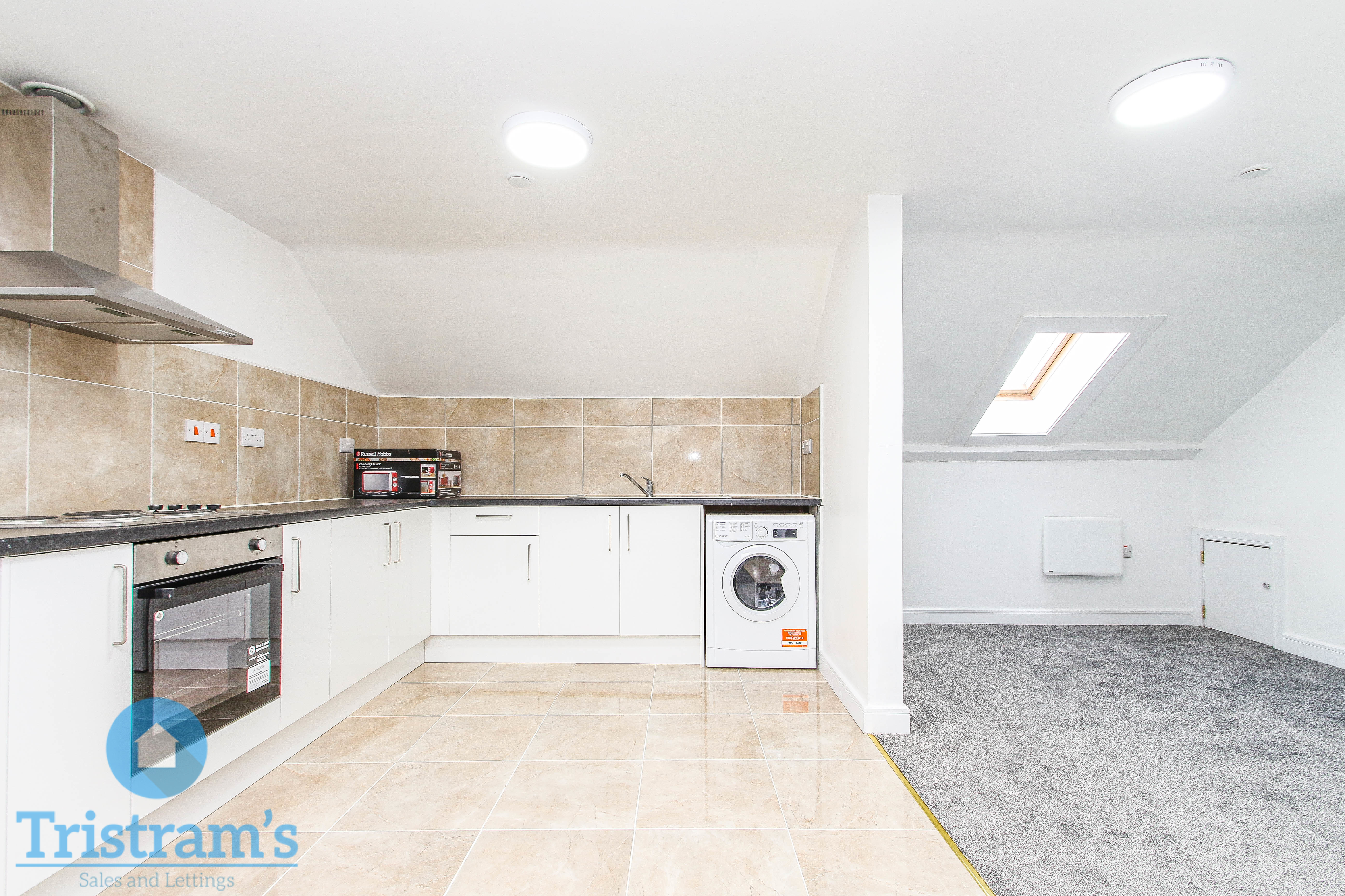 Resi CE90, 4-6, Castle Boulevard, Nottingham photo 4