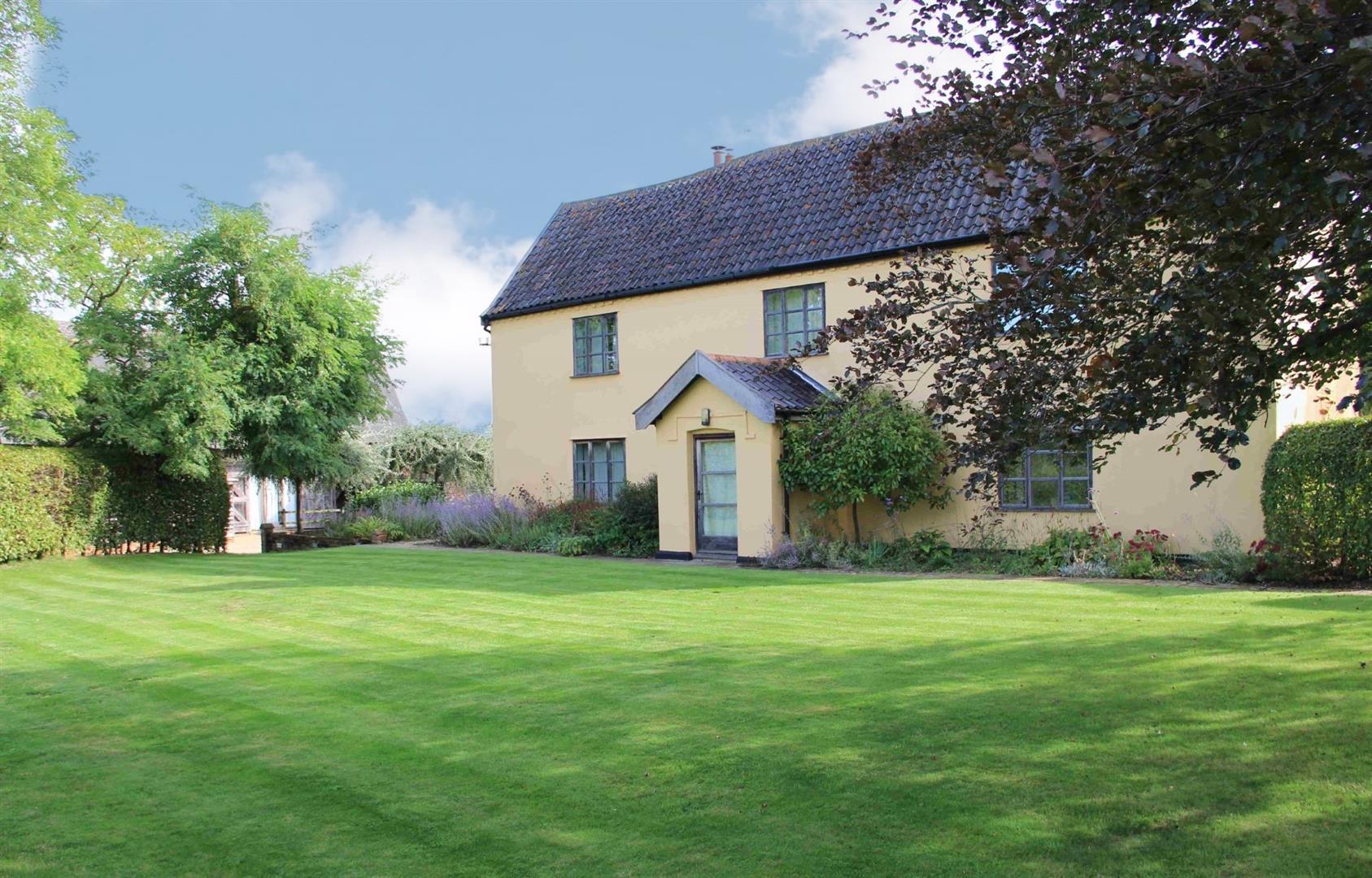 15 bedroom property for sale 0